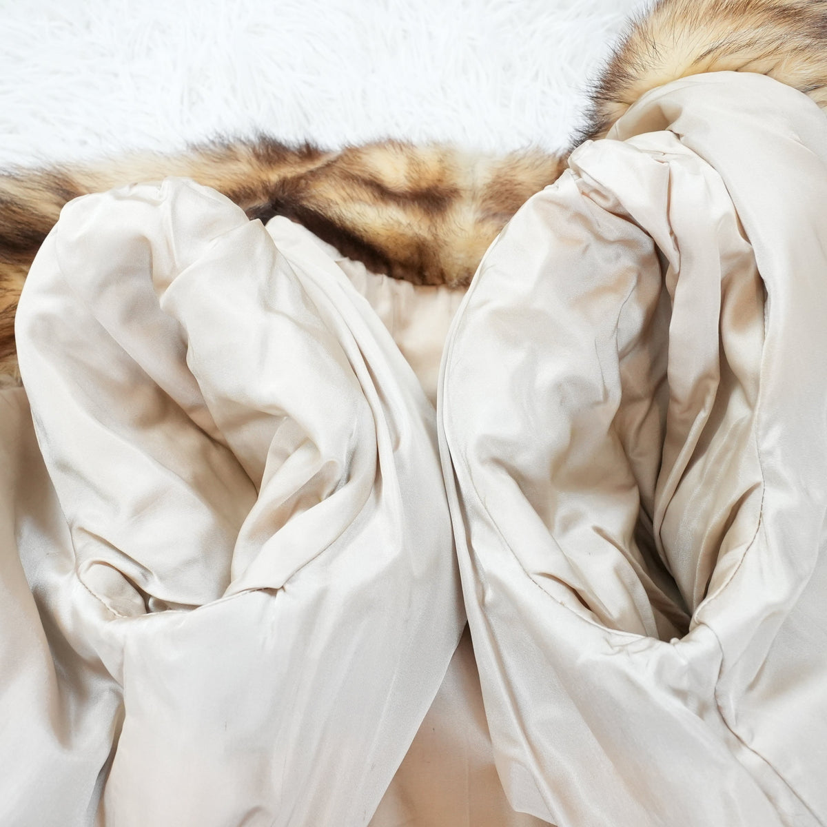 Fich Fur Jacket - Genuine Vintage Fur From Japan