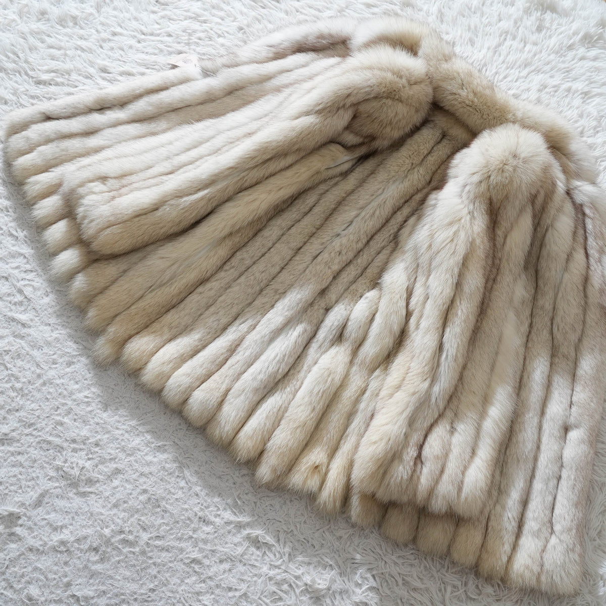 Nordic Fox Fur Coat - Genuine Vintage Fur From Japan