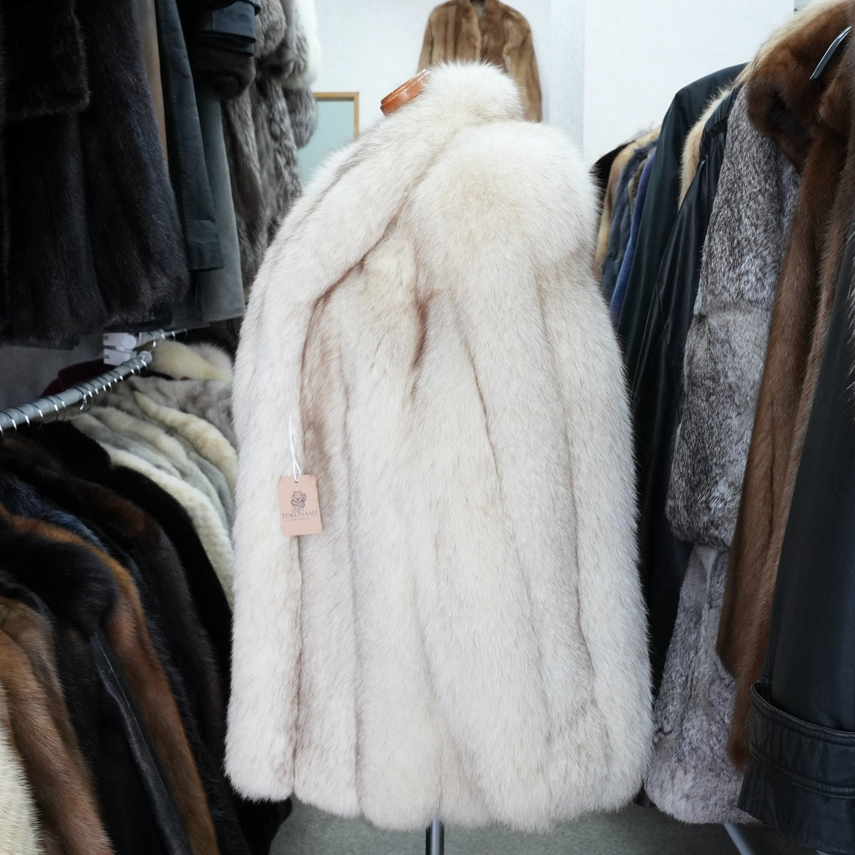 Blue Fox Fur Coat Soft and Fluffy jindo - Genuine Vintage Fur From Japan
