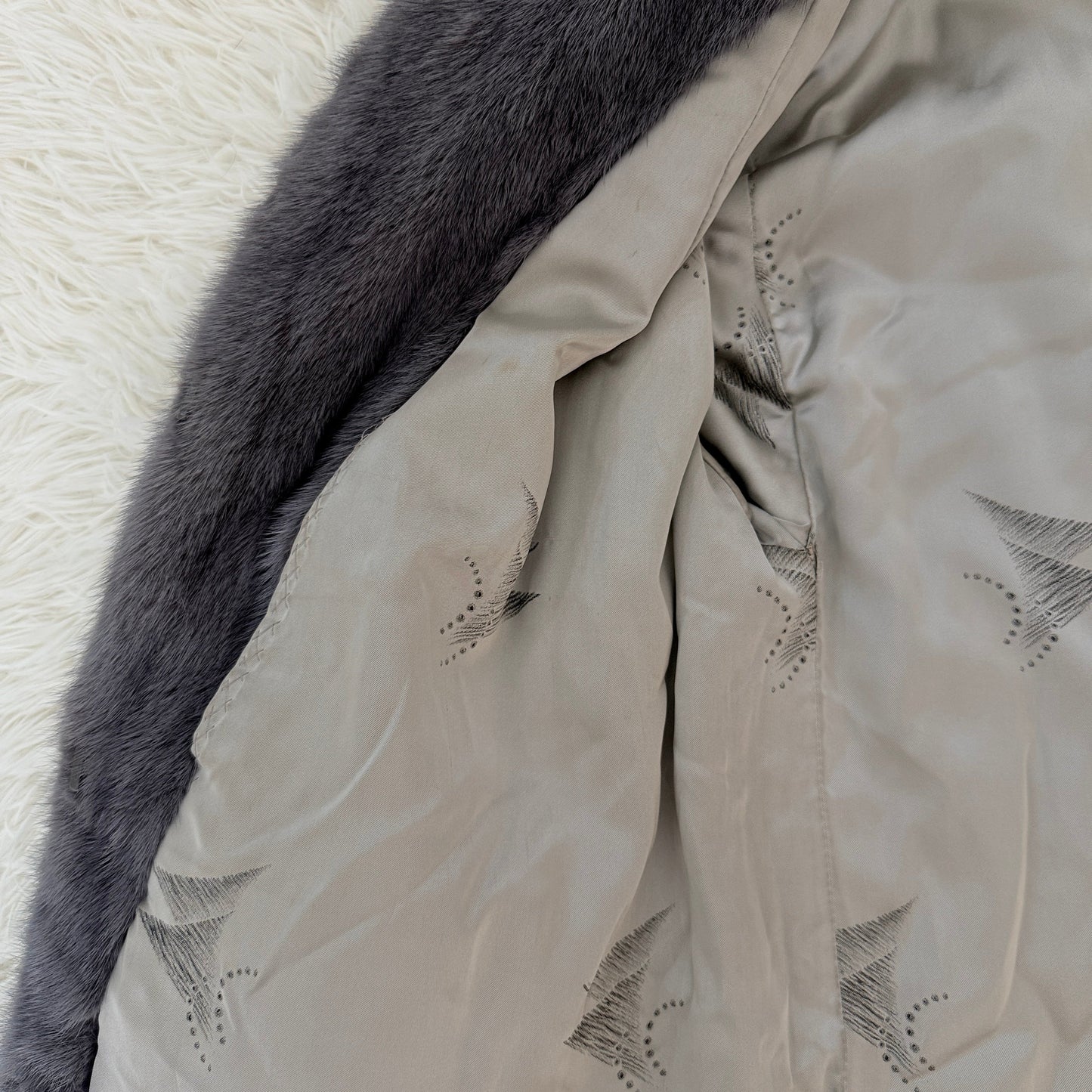 Silver Gray Dyed Cross Mink Fur Coat Genuine Vintage Fur Japan