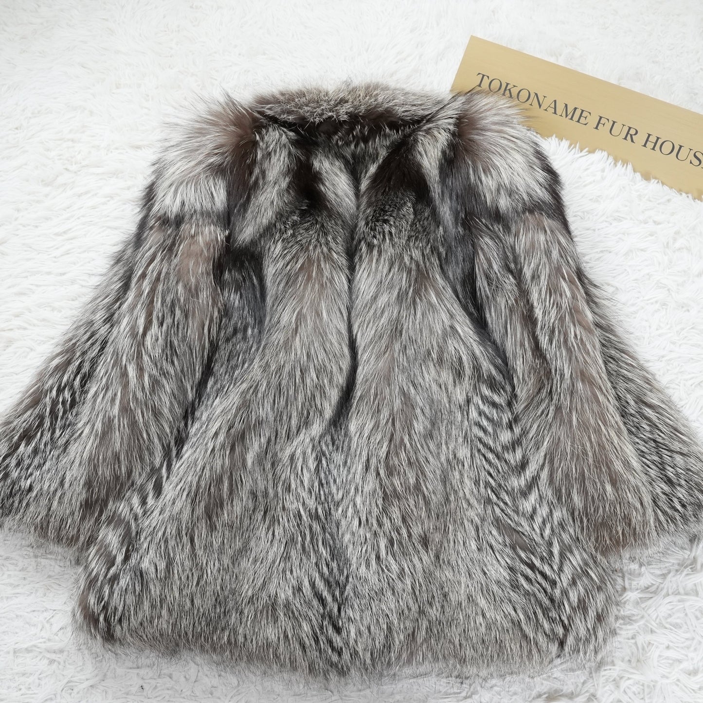Silver Fox Fur Coat - Genuine Vintage Fur From Japan
