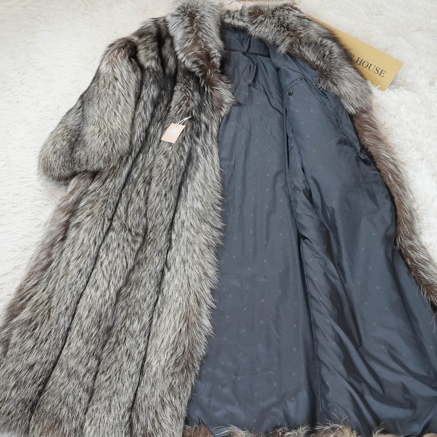 Floor length Silver Fox Very Long Coat  CC logo - Genuine Vintage Fur From Japan