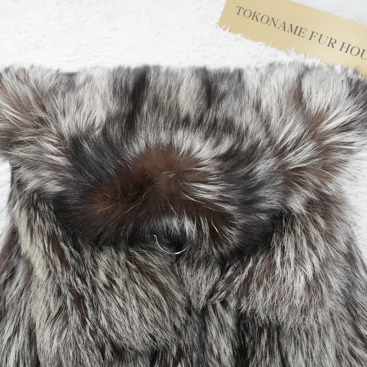 Silver Fox Long Coat SAGA FOX - Genuine Vintage Fur From Japan