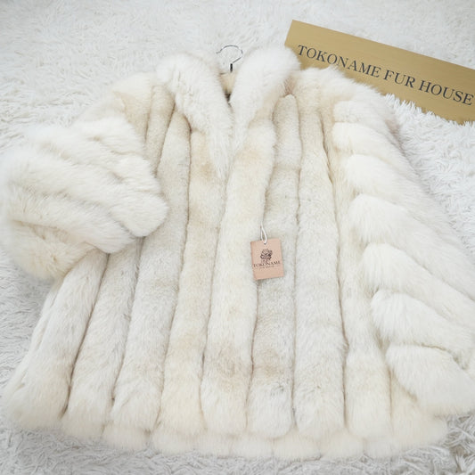 Nordic Fox Fur Coat SAGA FOX - Genuine Vintage Fur From Japan