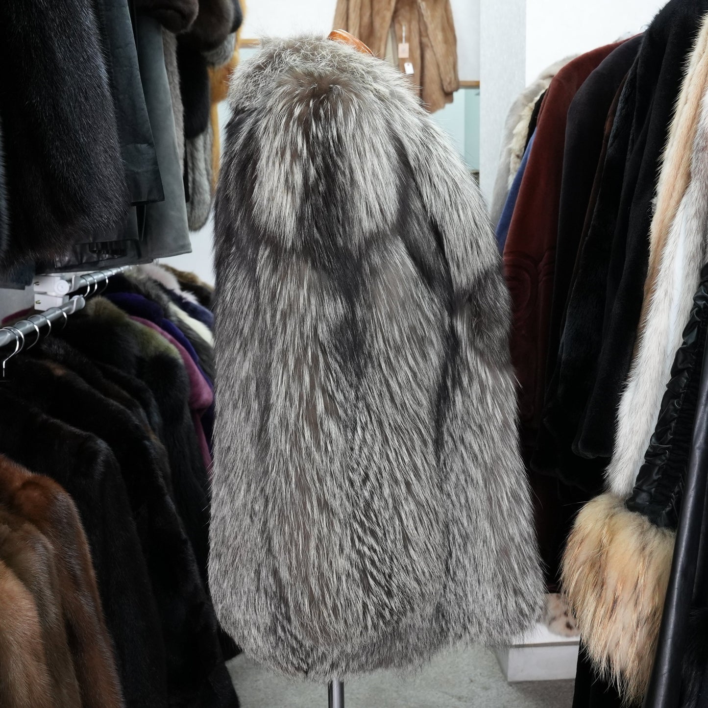 Silver Fox Fur Coat - Genuine Vintage Fur From Japan