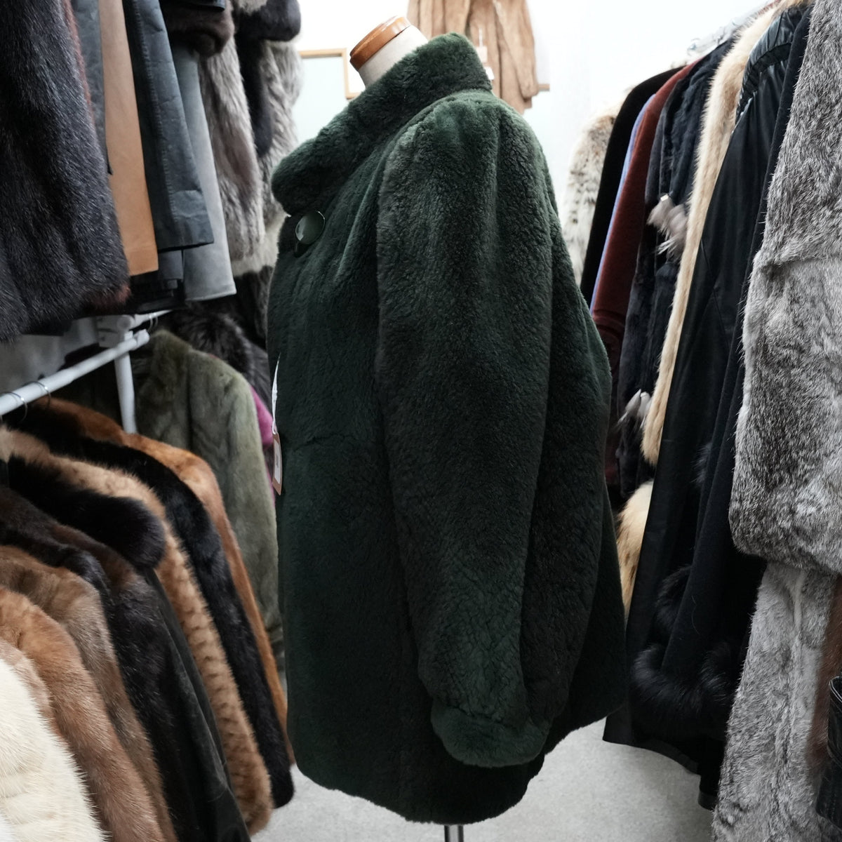 Nutria Fur Coat Green Dyed EMBA - Genuine Vintage Fur From Japan