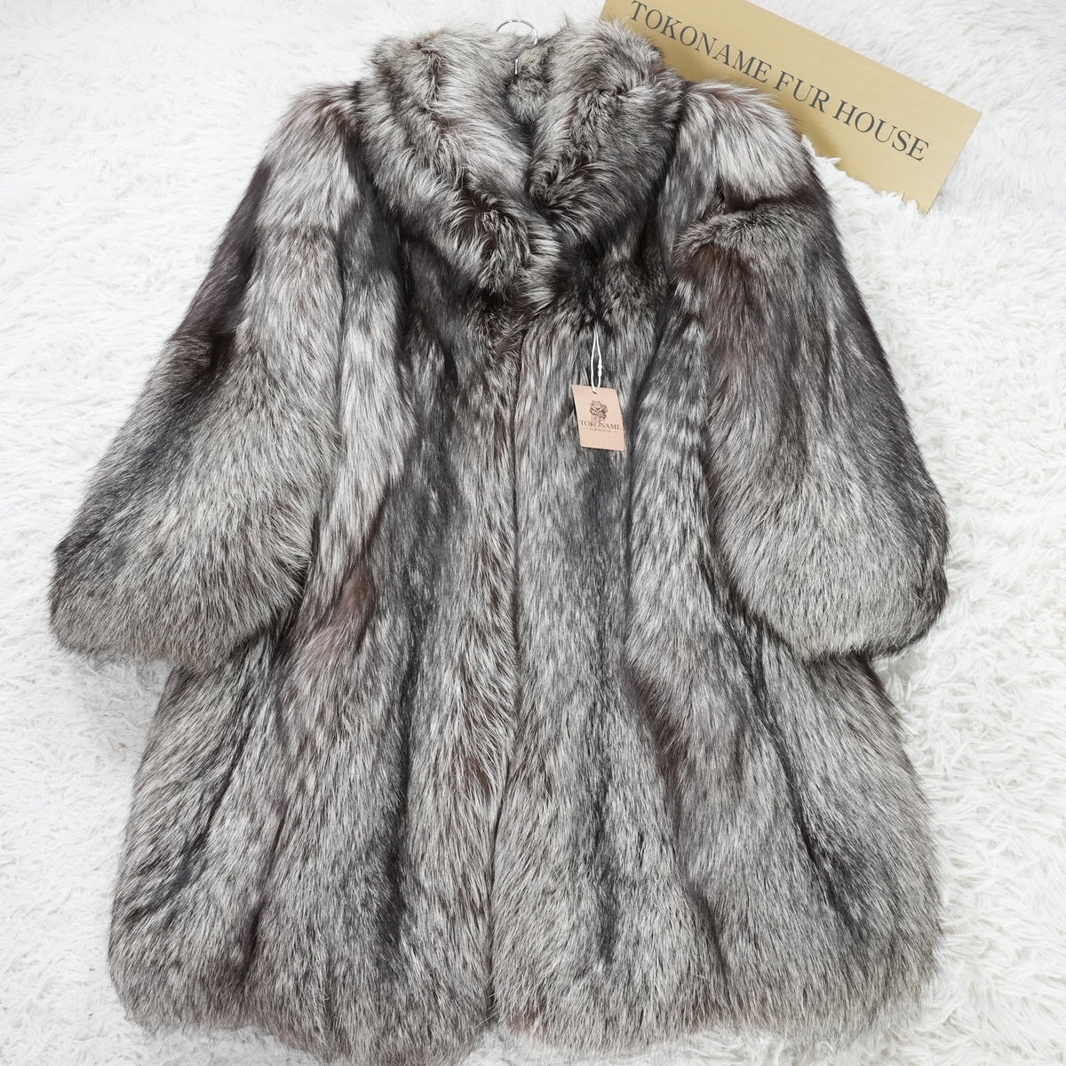 Silver Fox Semi Long Coat Soft and Fluffy - Genuine Vintage Fur From Japan