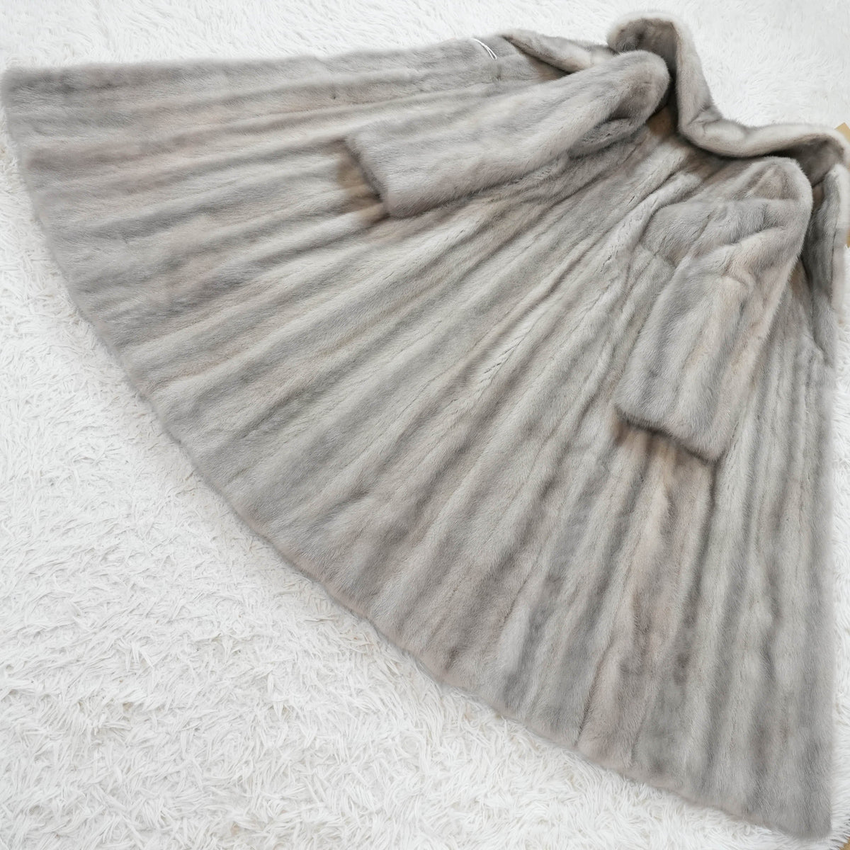 Sapphire Mink Fur Long Coat - Genuine Vintage Fur From Japan