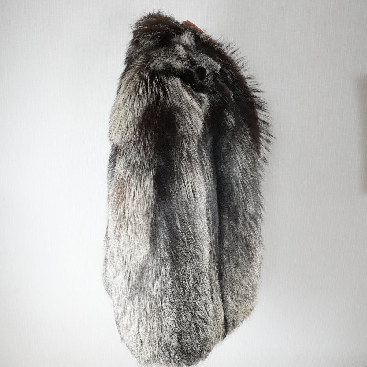 SAGA FOX Silver Fox Fur Coat Soft and Fluffy - Genuine Vintage Fur From Japan