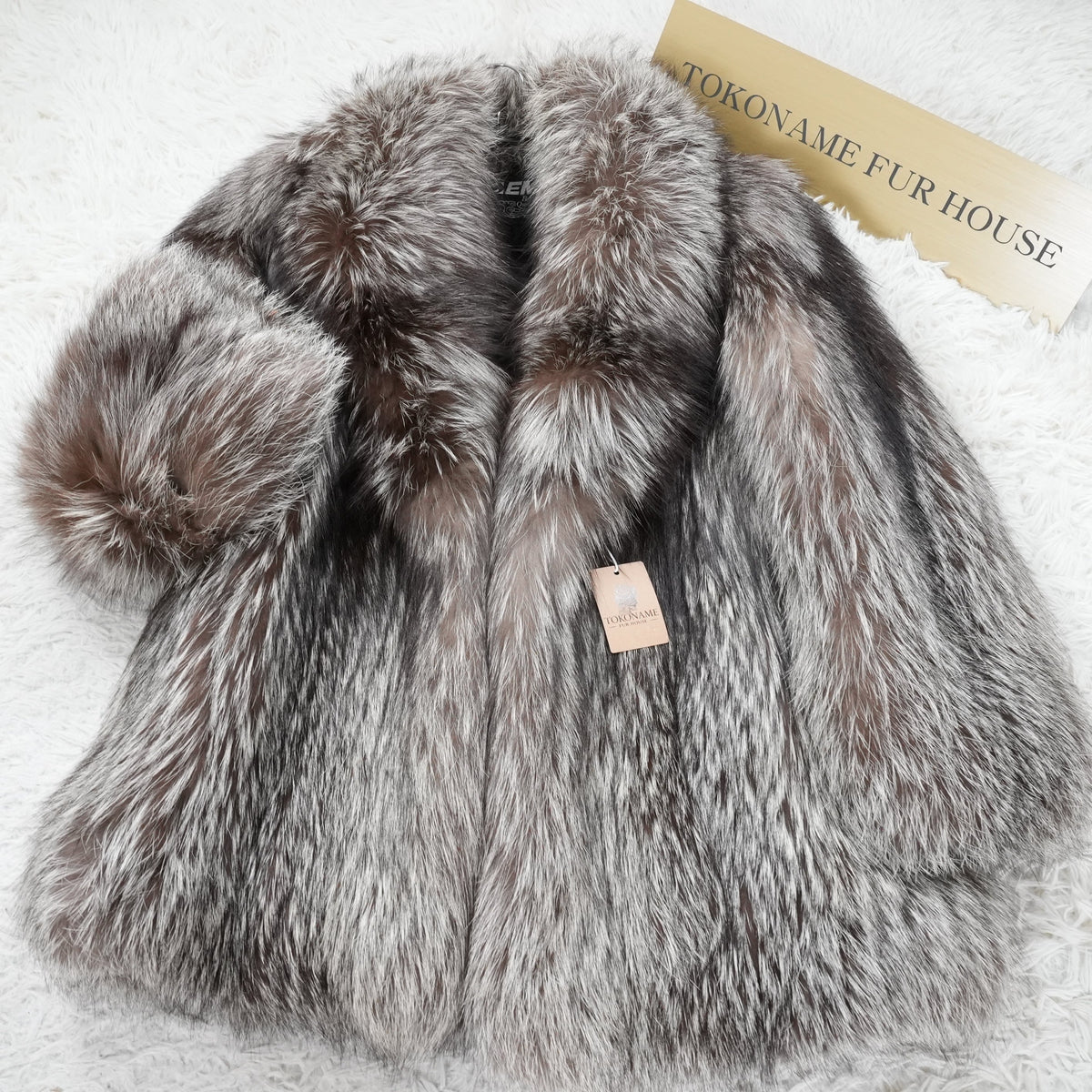 Silver Fox Coat EMBA - Genuine Vintage Fur From Japan