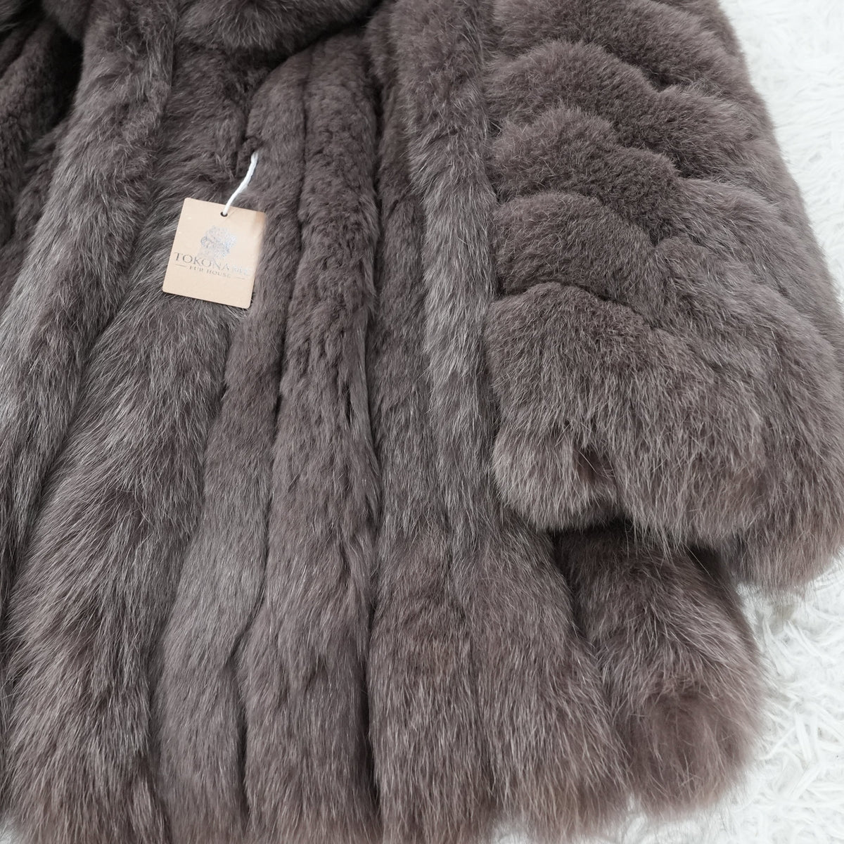 Smoky Brown Dyed Fox Fur Coat Malvoisie - Genuine Vintage Fur From Japan