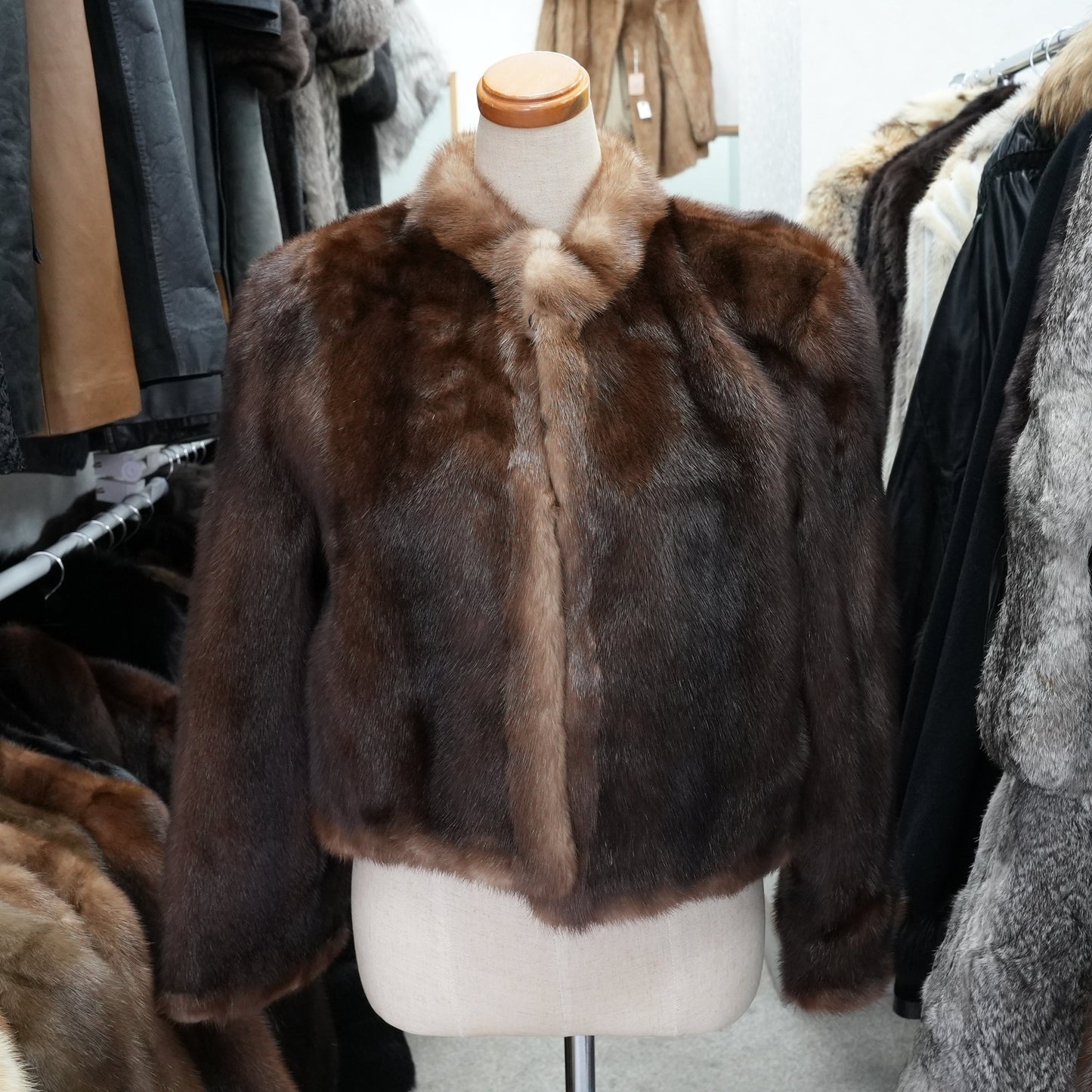 Dark Mink cropd Jacket SAGA MINK - Genuine Vintage Fur From Japan