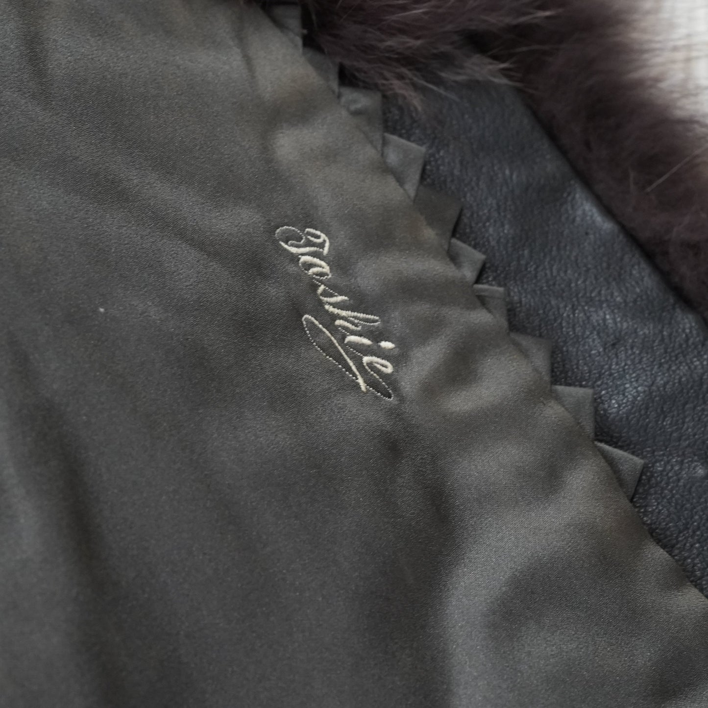 Dark Bronw Dyed Fox Fur Coat - Genuine Vintage Fur From Japan