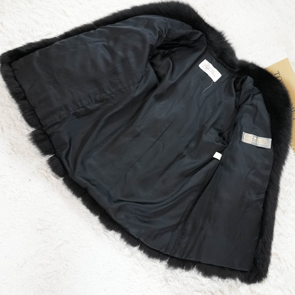 Black Dyed SAGA ROYAL FOX Coat Soft and Fluffy - Genuine Vintage Fur From Japan