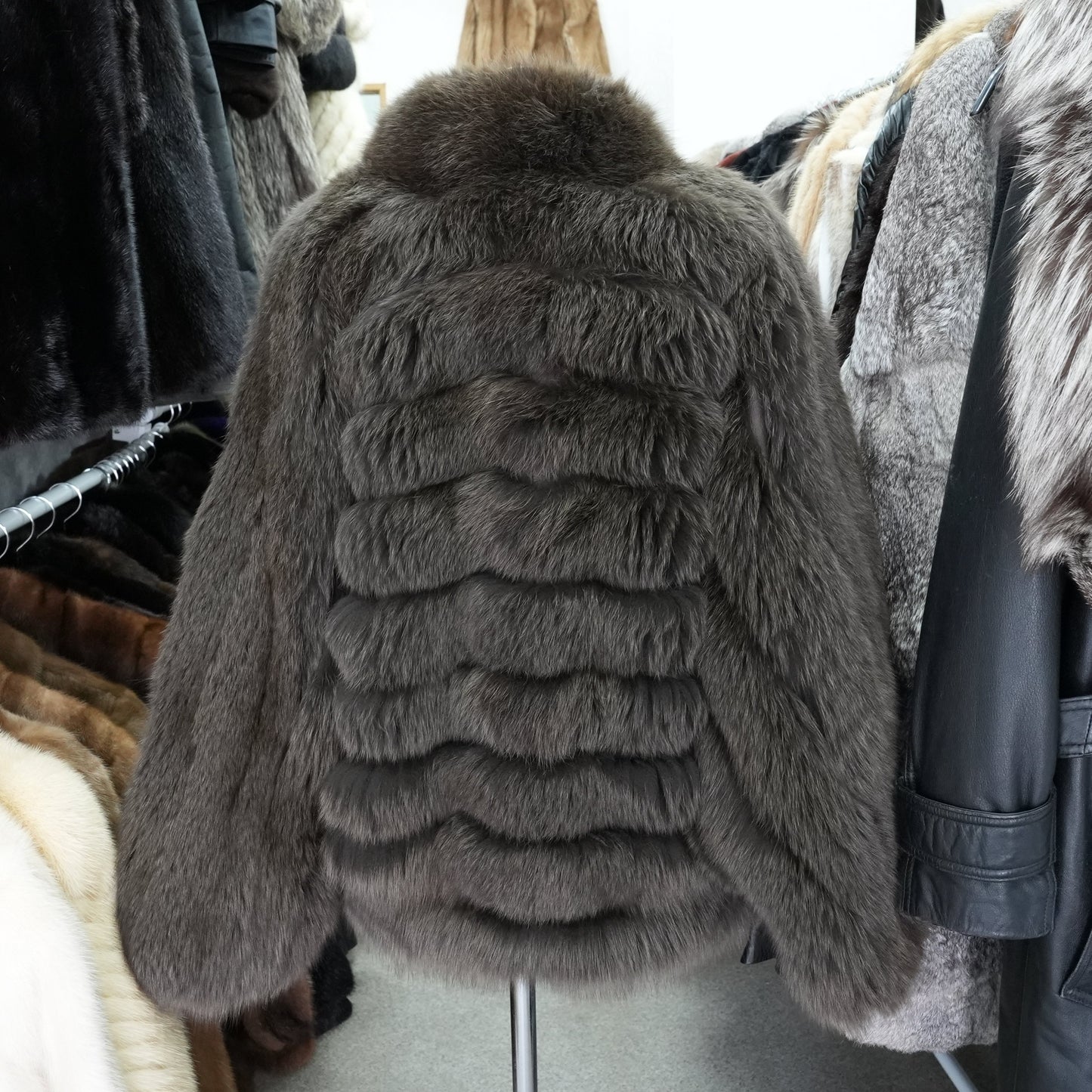 Dolman Sleeve Khaki Brown Dyed Fox Fur Coat Soft & Fluffy - Genuine Vintage Fur From Japan
