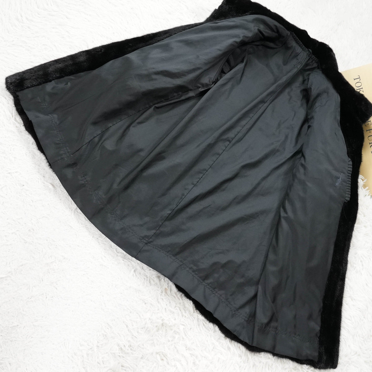 SAGA ROYAL MINK Soft and Grossy - Genuine Vintage Fur From Japan