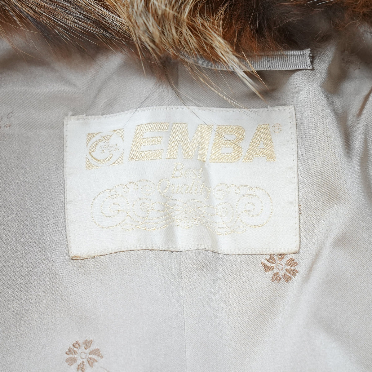 Golden Cross Fox Fur Coat EMBA Soft and Fluffy - Genuine Vintage Fur From Japan