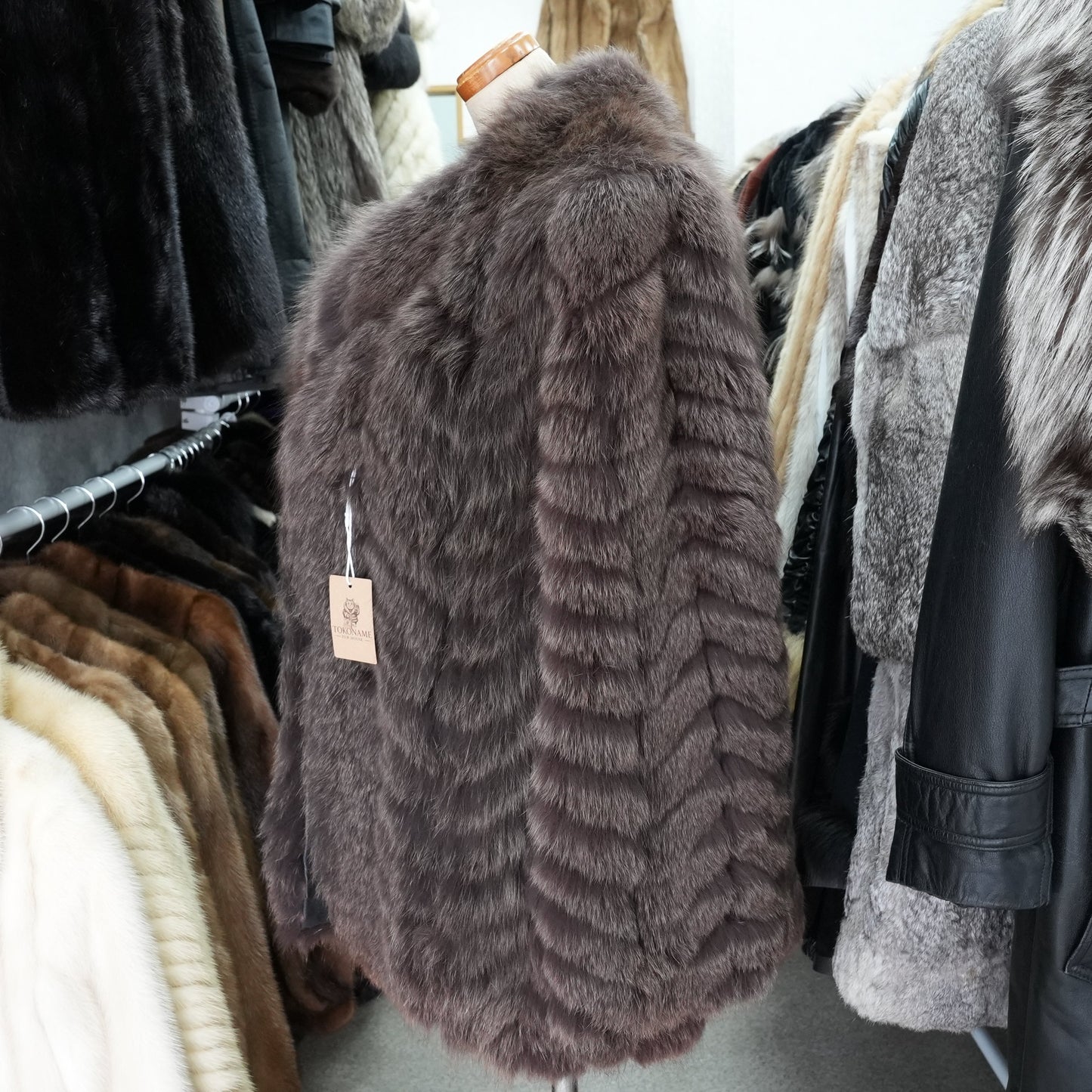 Dark Bronw Dyed Fox Fur Coat - Genuine Vintage Fur From Japan