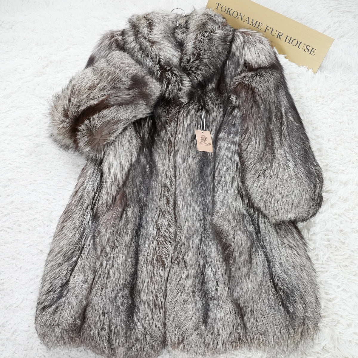 Silver Fox Semi Long Coat Soft and Fluffy - Genuine Vintage Fur From Japan