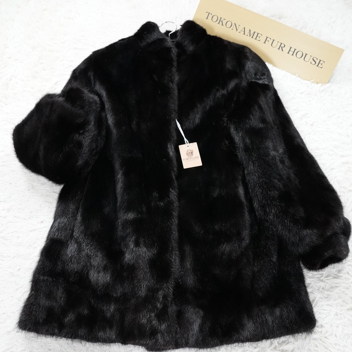 SAGA MINK Fur Coat - Genuine Vintage Fur From Japan