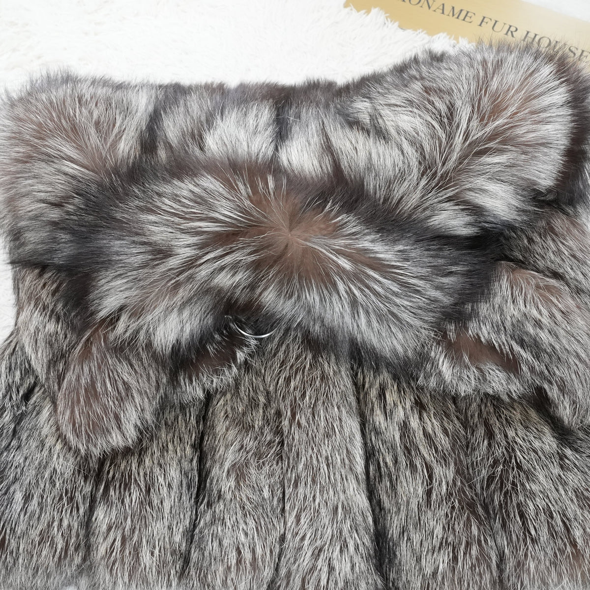 Silver Fox Fur Coat SAGA FOX Soft and Fluffy - Genuine Vintage Fur From Japan