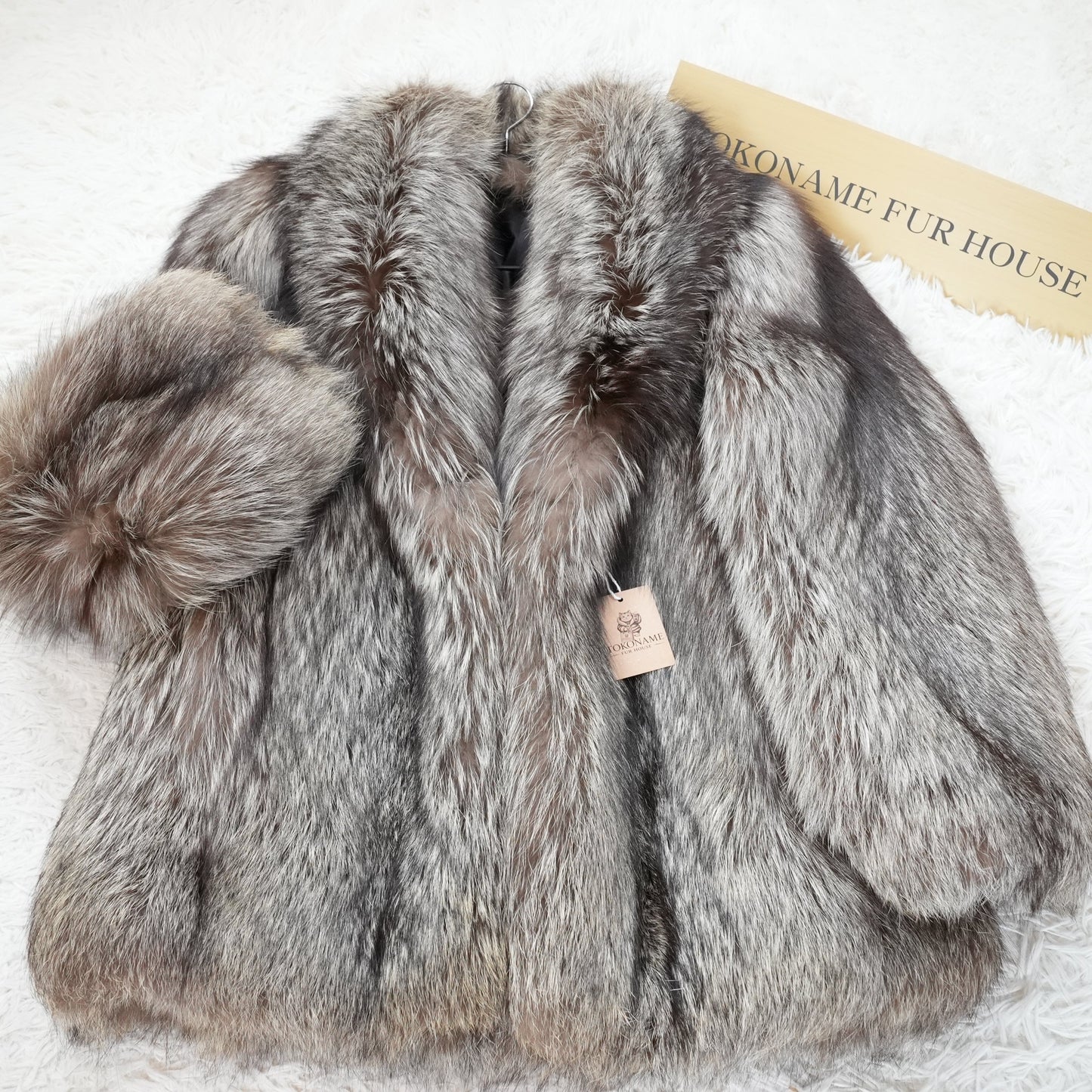 Silver Fox Fur Coat - Genuine Vintage Fur From Japan