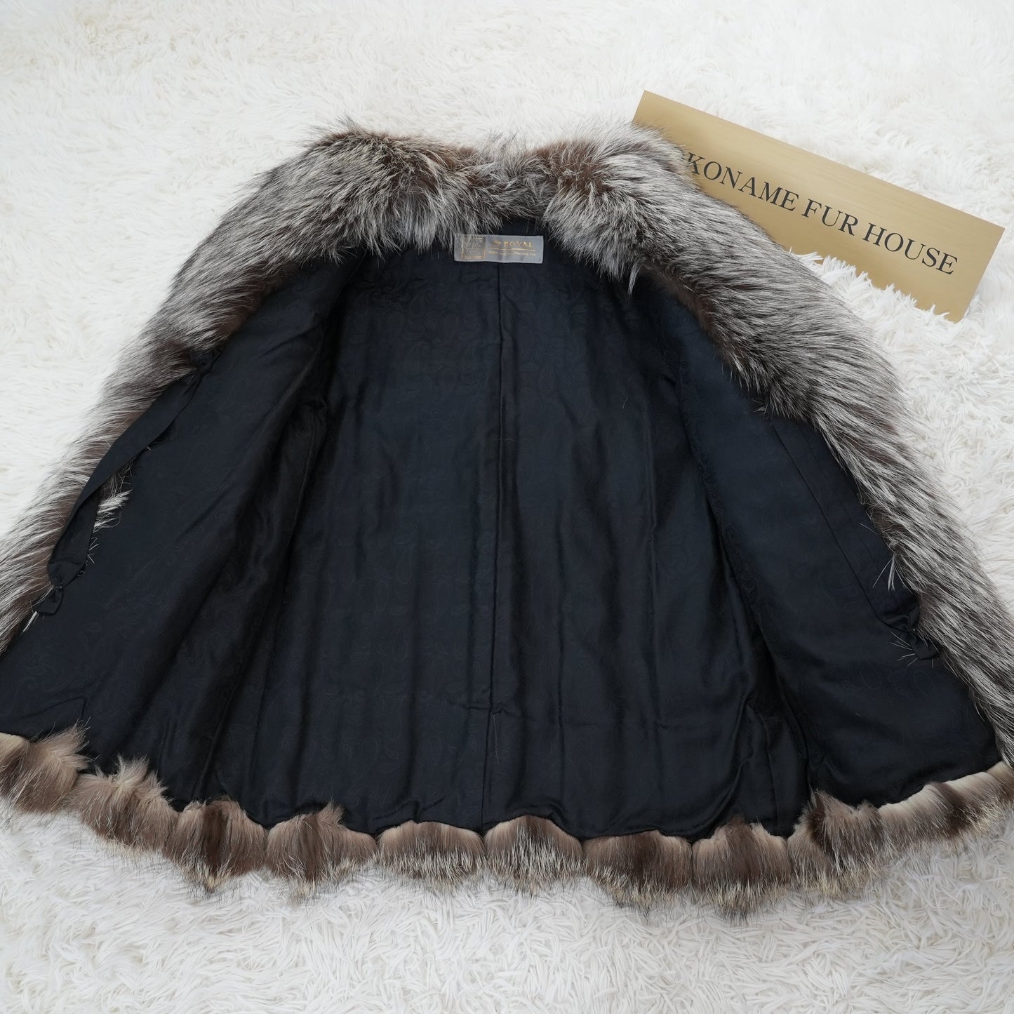 Silver Fox Coat - Royal SAGA MINK Vintage Fur Japan