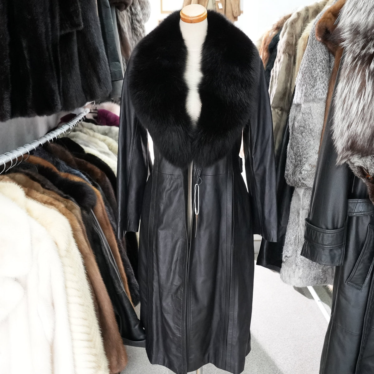 Y2K Fox Fur Trim Leather Long Coat - Genuine Vintage Leather From Japan