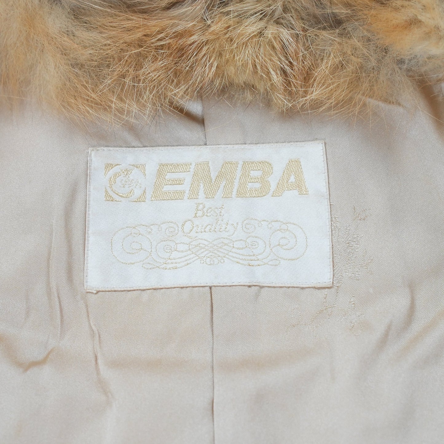 Red Fox Fur Coat EMBA - Genuine Vintage Fur From Japan