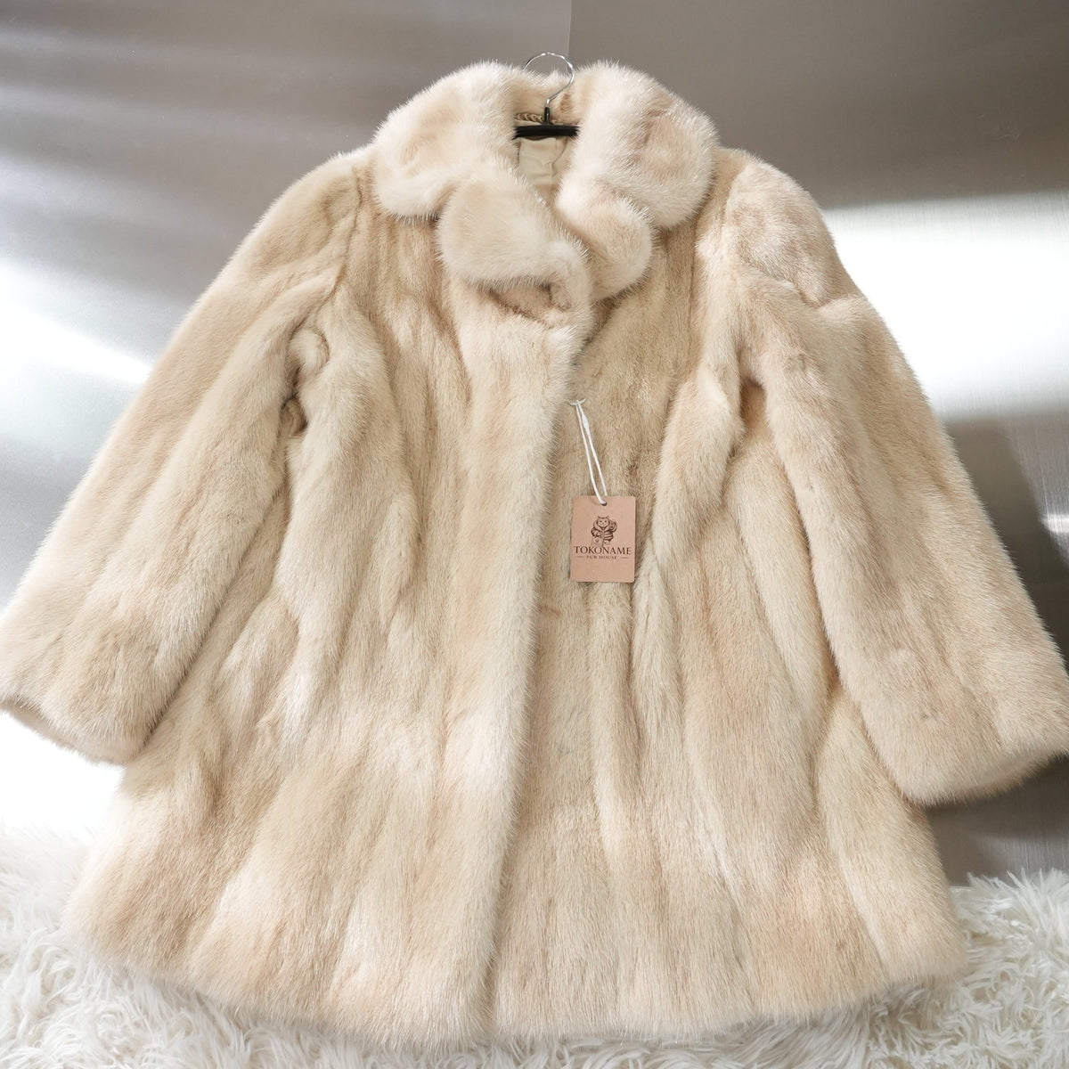 Pearl Mink Fur Coat - Genuine Vintage Fur From Japan
