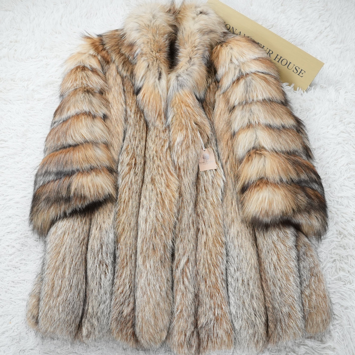 Golden Cross Fox Fur Coat EMBA Soft and Fluffy - Genuine Vintage Fur From Japan