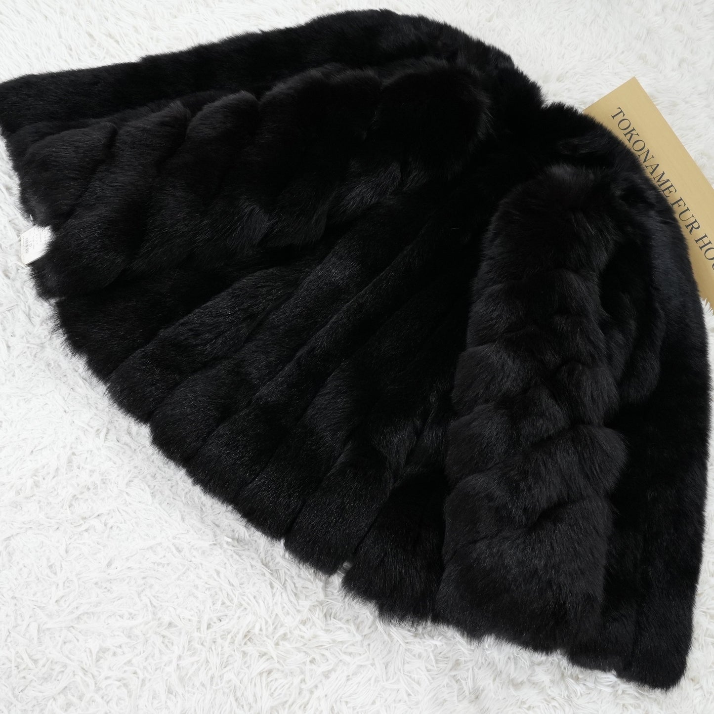SAGA ROYAL FOX Black Dyed Coat - Genuine Vintage Fur From Japan