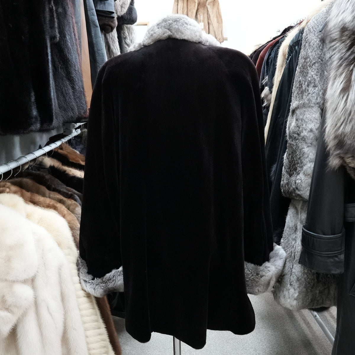 Chinchilla Trim Shaved Mink Fur Coat Yuki Belle Femme - Genuine Vintage Fur From Japan