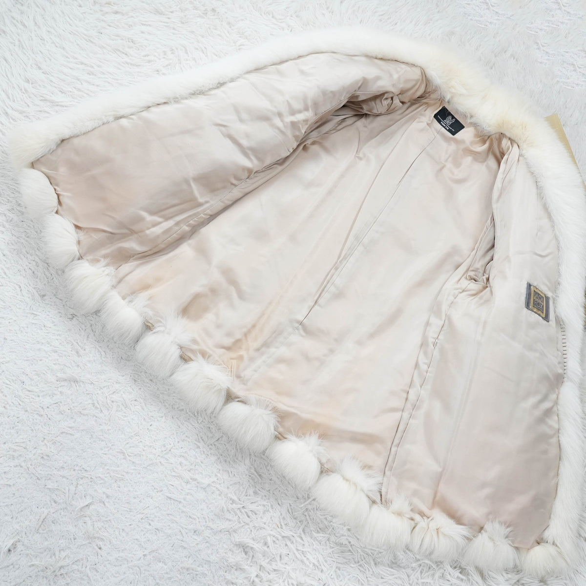 Shadow Fox Fur Coat Soft and Fluffy - Genuine Vintage Fur From Japan