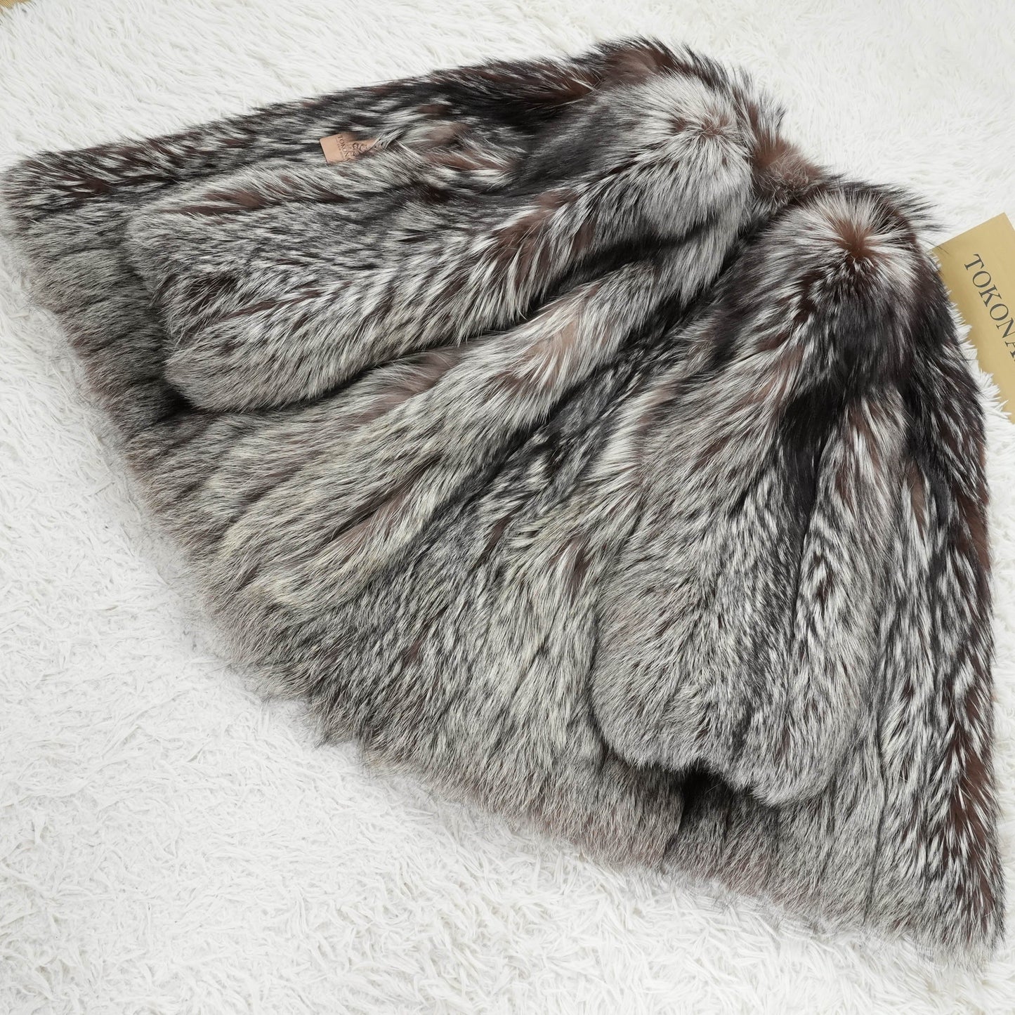Silver Fox Fur Coat Soft and Fluffy - Genuine Vintage Fur From Japan
