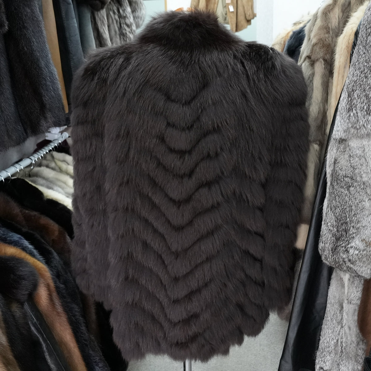 Dark Brown Dyed chevron Design Fox Fur Coat - Genuine Vintage Fur From Japan