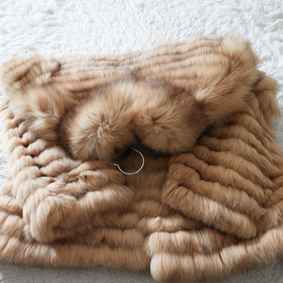 Beige Dyed Fox Fur Coat - Genuine Vintage Fur From Japan