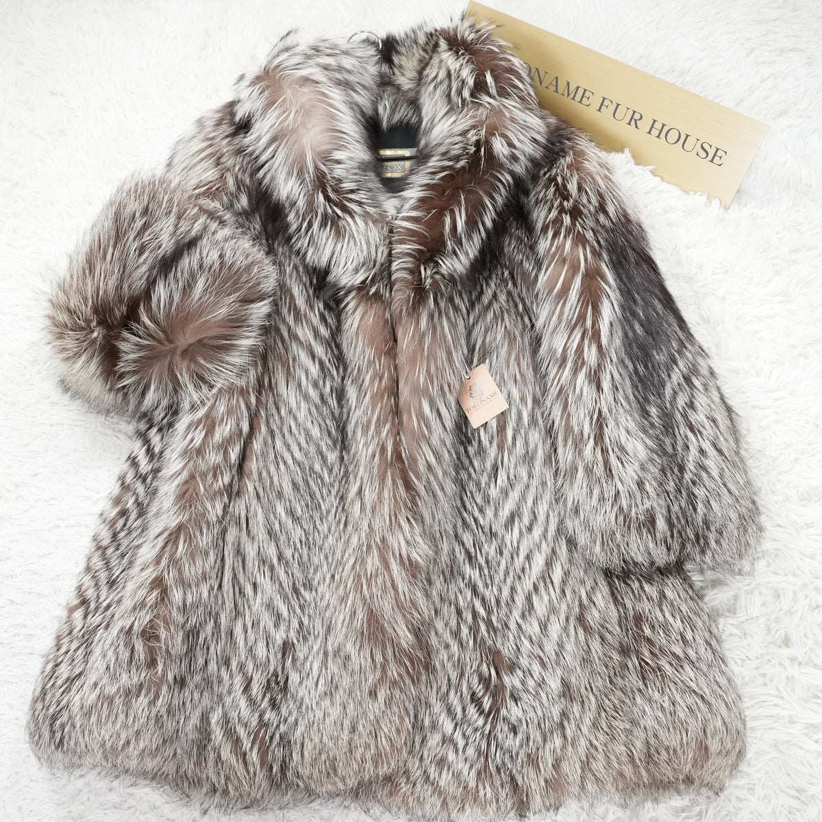 Silver Fox Coat SAGA FOX - Genuine Vintage Fur From Japan