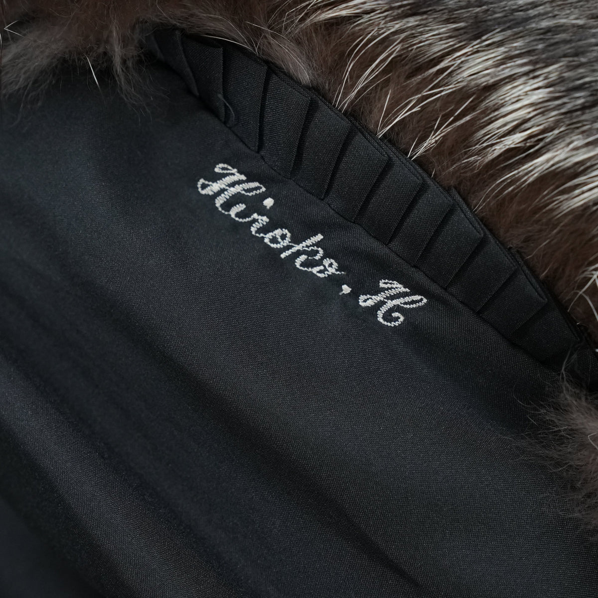 Silver Fox Fur Coat Soft and Fluffy EMBA - Genuine Vintage Fur From Japan