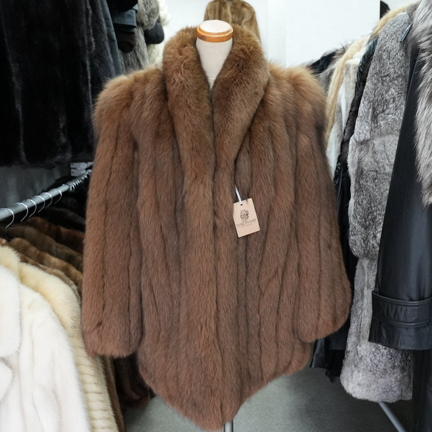 Brown Dyed Fox Fur Coat Soft & Fluffy - Genuine Vintage Fur From Japan