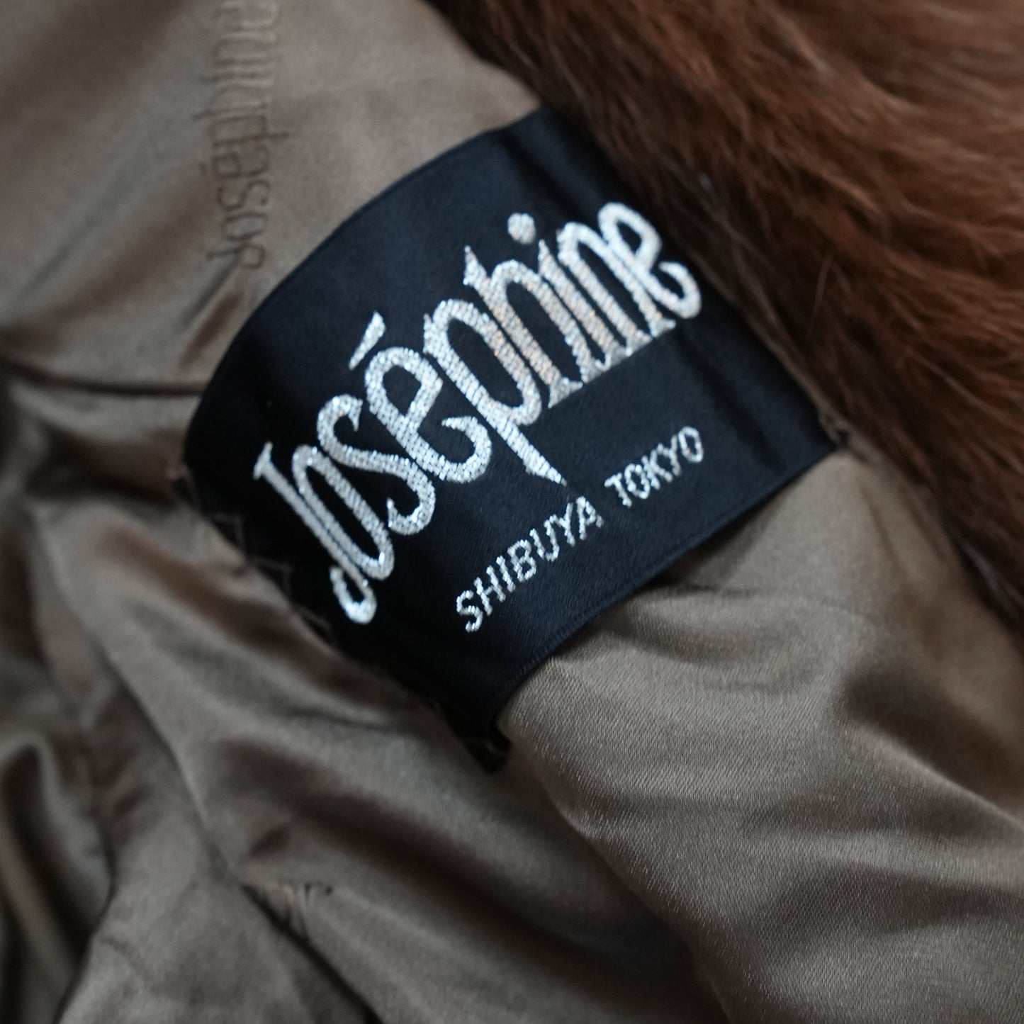Brown Dyed Fox Fur Design Coat - Genuine Vintage Fur From Japan