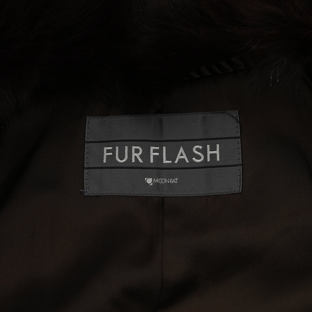 Dark Brown Dyed chevron Design Fox Fur Coat - Genuine Vintage Fur From Japan