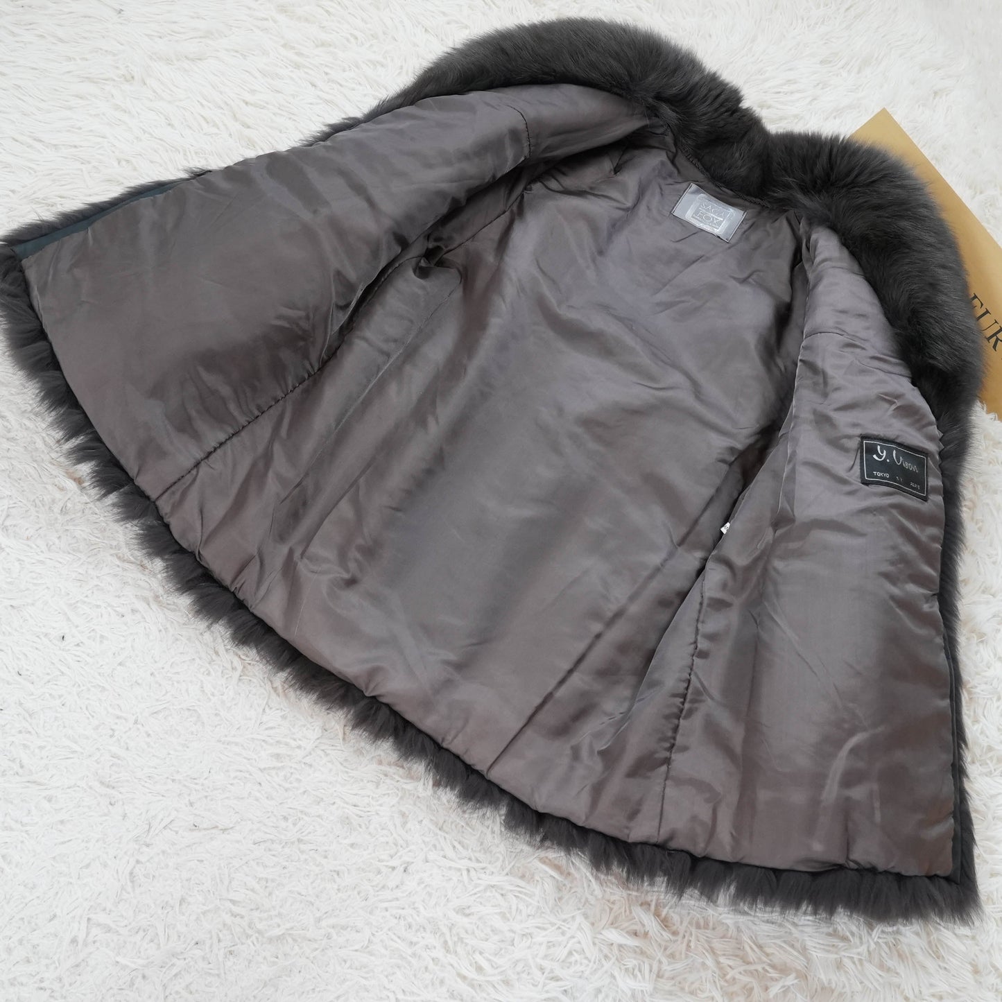 Gray Dyed Fox Fur Coat SAGA FOX - Genuine Vintage Fur From Japan