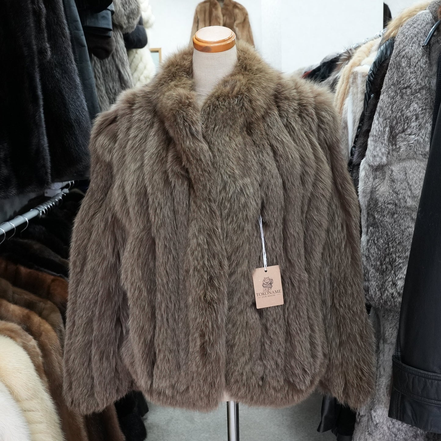 Brown Dyed Fox Fur crop Jacket - Genuine Vintage Fur From Japan