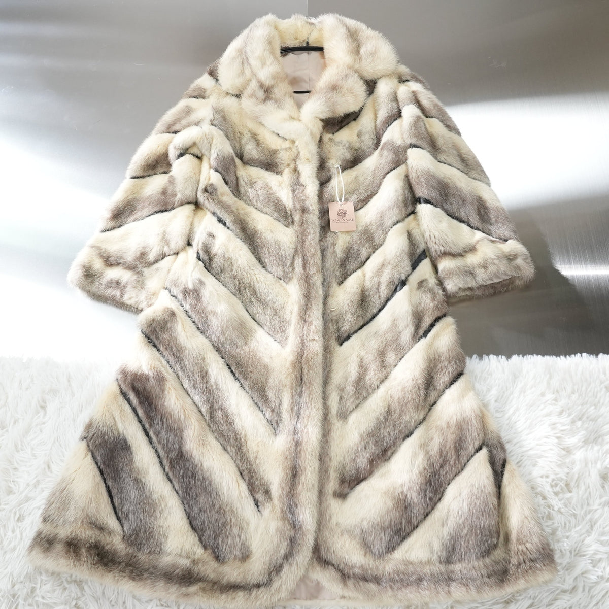 Cross Mink Fur Design Coat - Genuine Vintage Fur From Japan