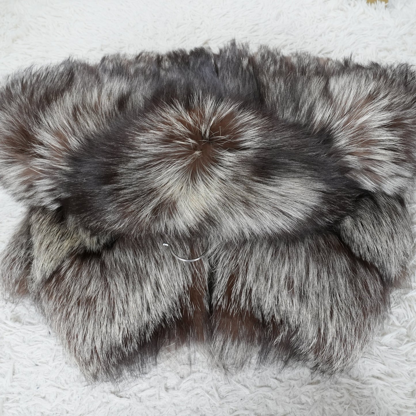 Silver Fox Coat SAGA FOX - Genuine Vintage Fur From Japan