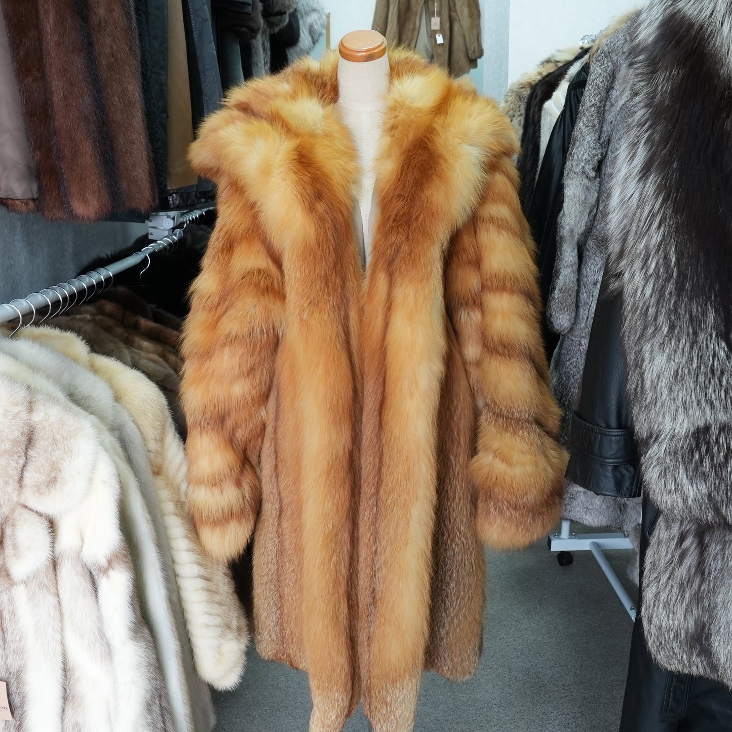 Red Fox Hoodie Long Coat - Genuine Vintage Fur From Japan