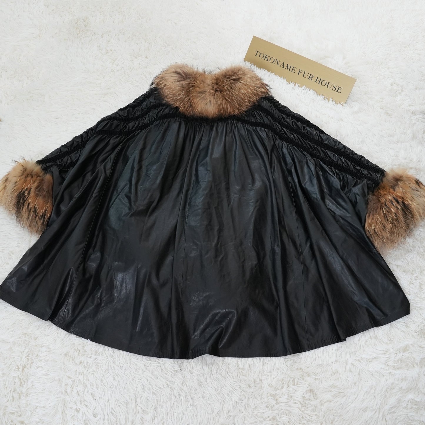 Lamb Leather Raccoon Fur Trim Dolman Sleeve Coat Gorgeous Vintage Fur Japan