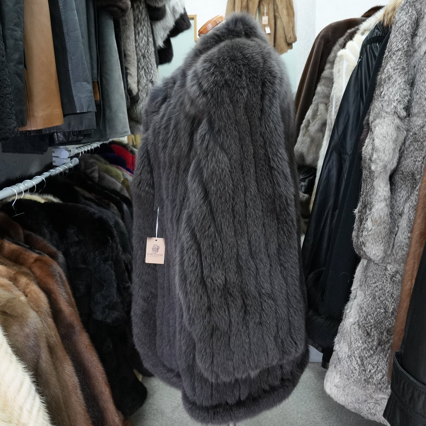 Gray Dyed Fox Fur Coat DU BAINS - Genuine Vintage Fur From Japan