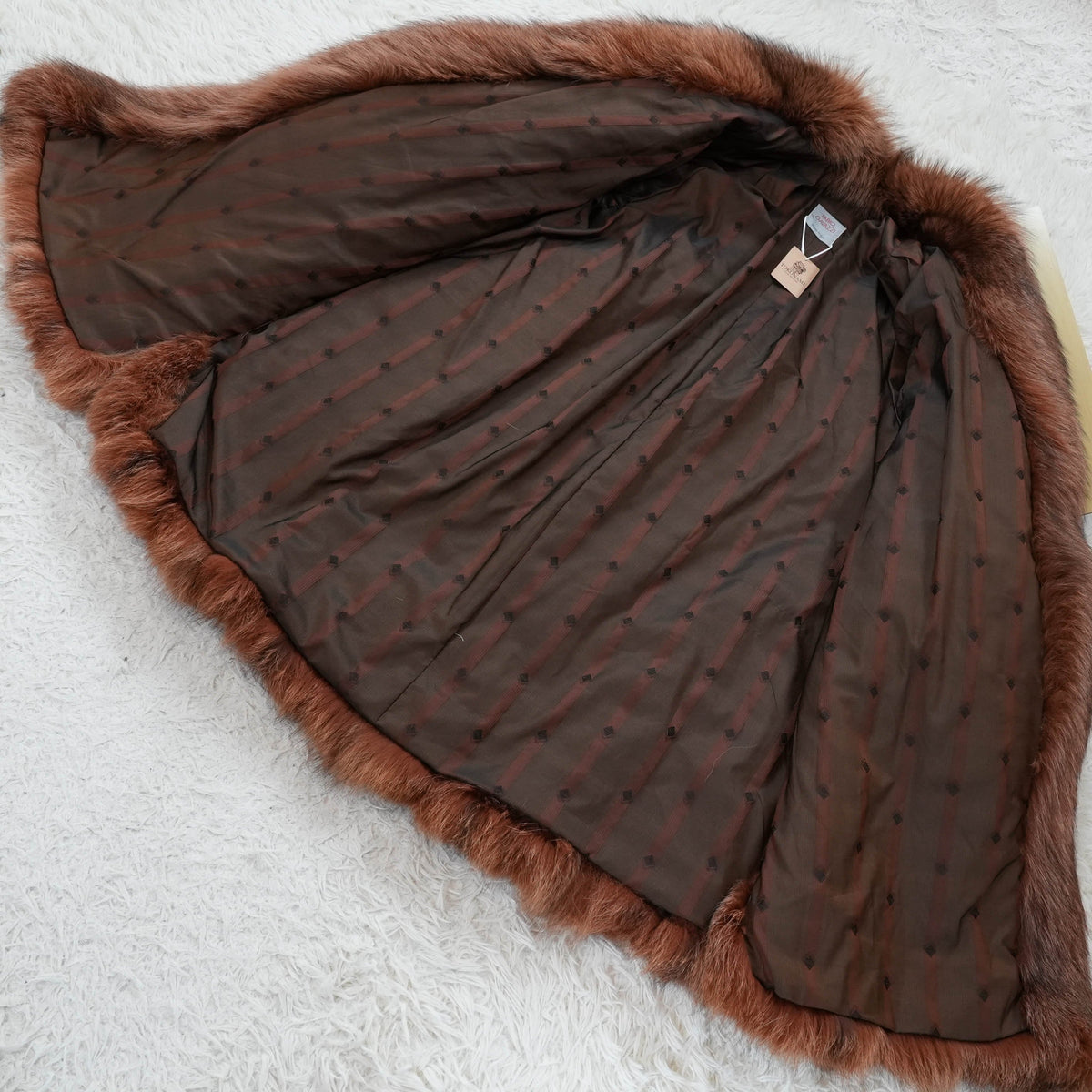 Reddish Brown Cross Dyed Fox Fur Long Coat Soft and Fluffy - Genuine Vintage Fur From Japan